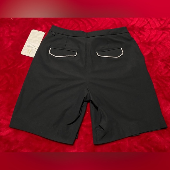 lululemon athletica Pants - NWT Lululemon Size 6 Black Dress shorts Cute & Flattering Measurements in pics 🍋